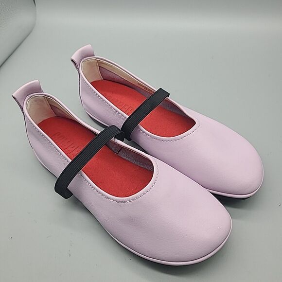 Camper Right Mary Janes Light Purple Leather ballet flats sIze US 6/ EUR 36 NEW - Picture 1 of 8